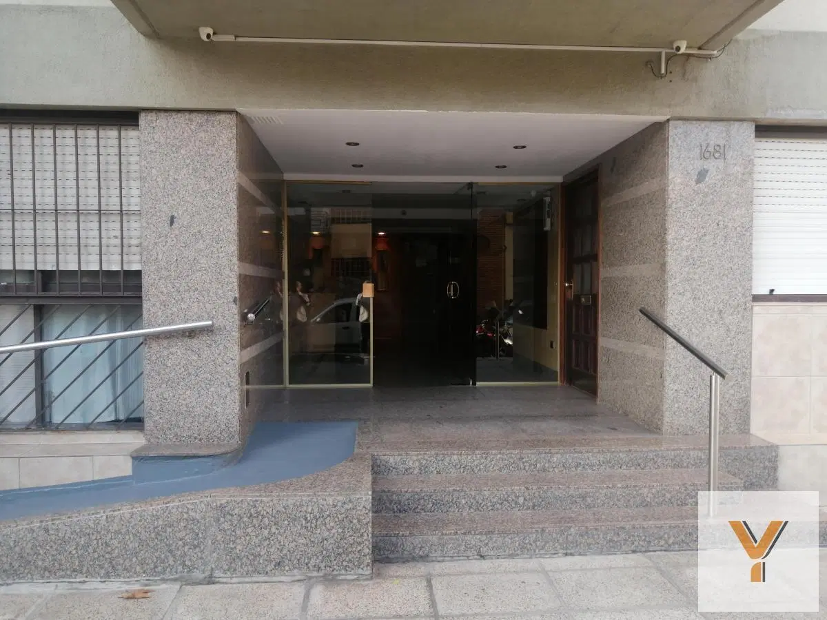 Departamento en Alquiler - 3 Dormitorios 2 Baños - 84mts - Villa Gral. Mitre 2