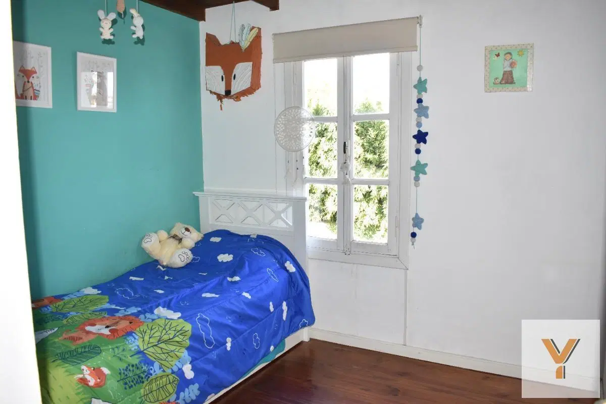 PH en venta - 3 Dormitorios 2 Baños - Cochera - 200Mts2 - Necochea 8