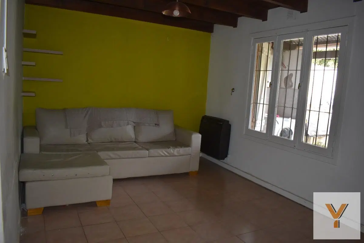 PH en venta - 3 Dormitorios 2 Baños - Cochera - 200Mts2 - Necochea 4