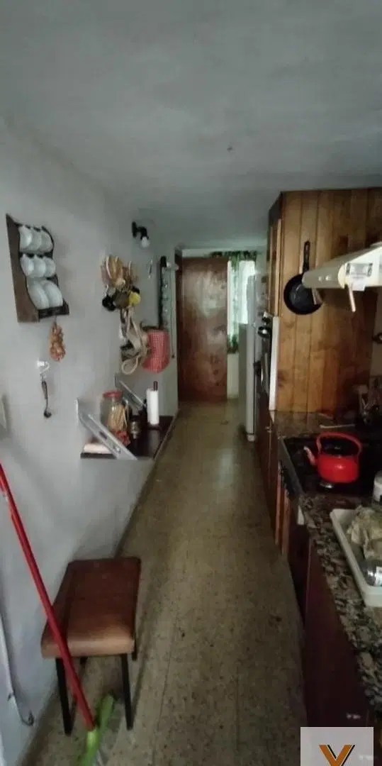 Casa en venta - 3 Dormitorios 2 Baños - Manuel B. Gonnet 4