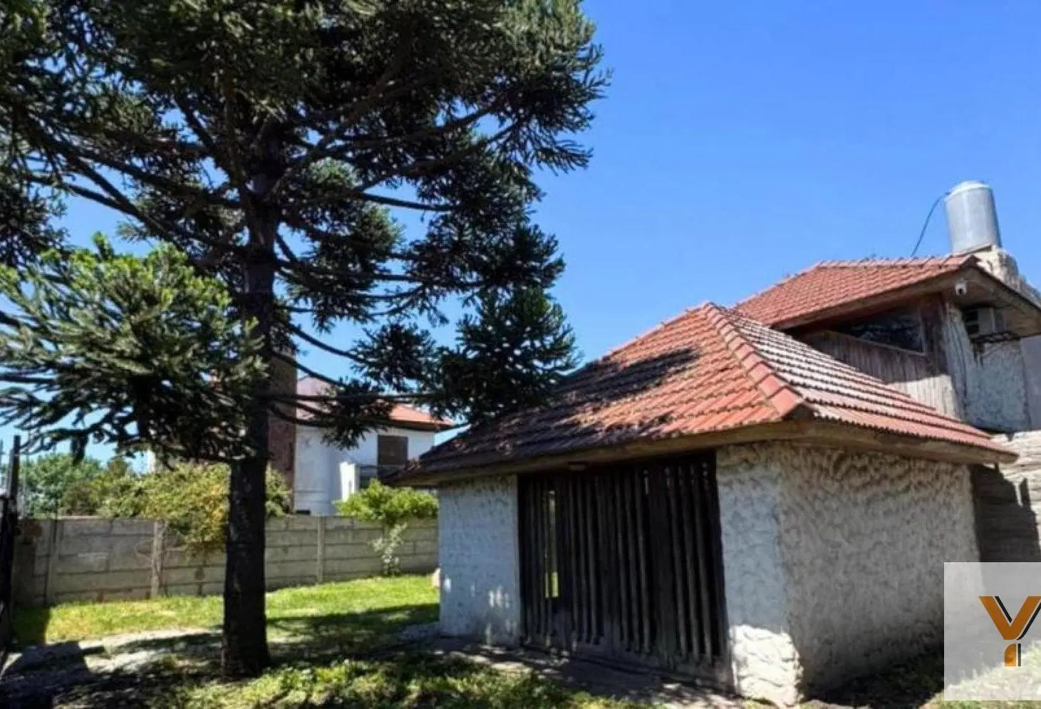 Casa en venta - 2 Dormitorios 2 Baños - Mar del Plata 5