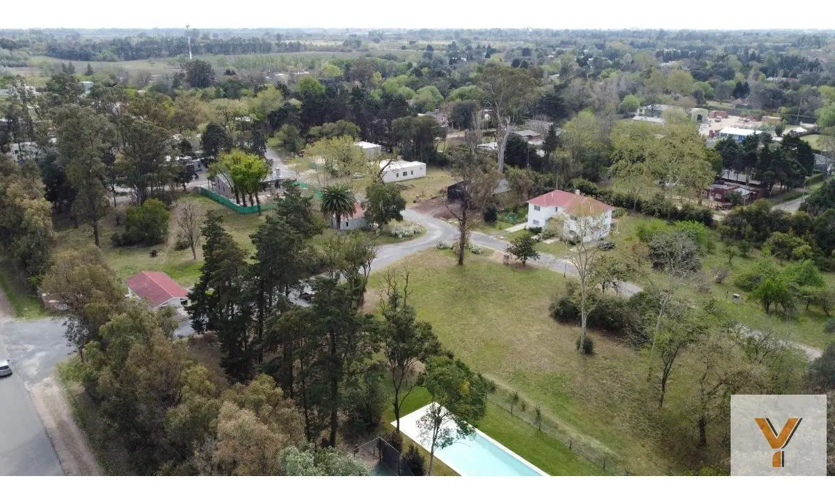 Terreno en venta - 742mts2 - Altos De Manzanares 5