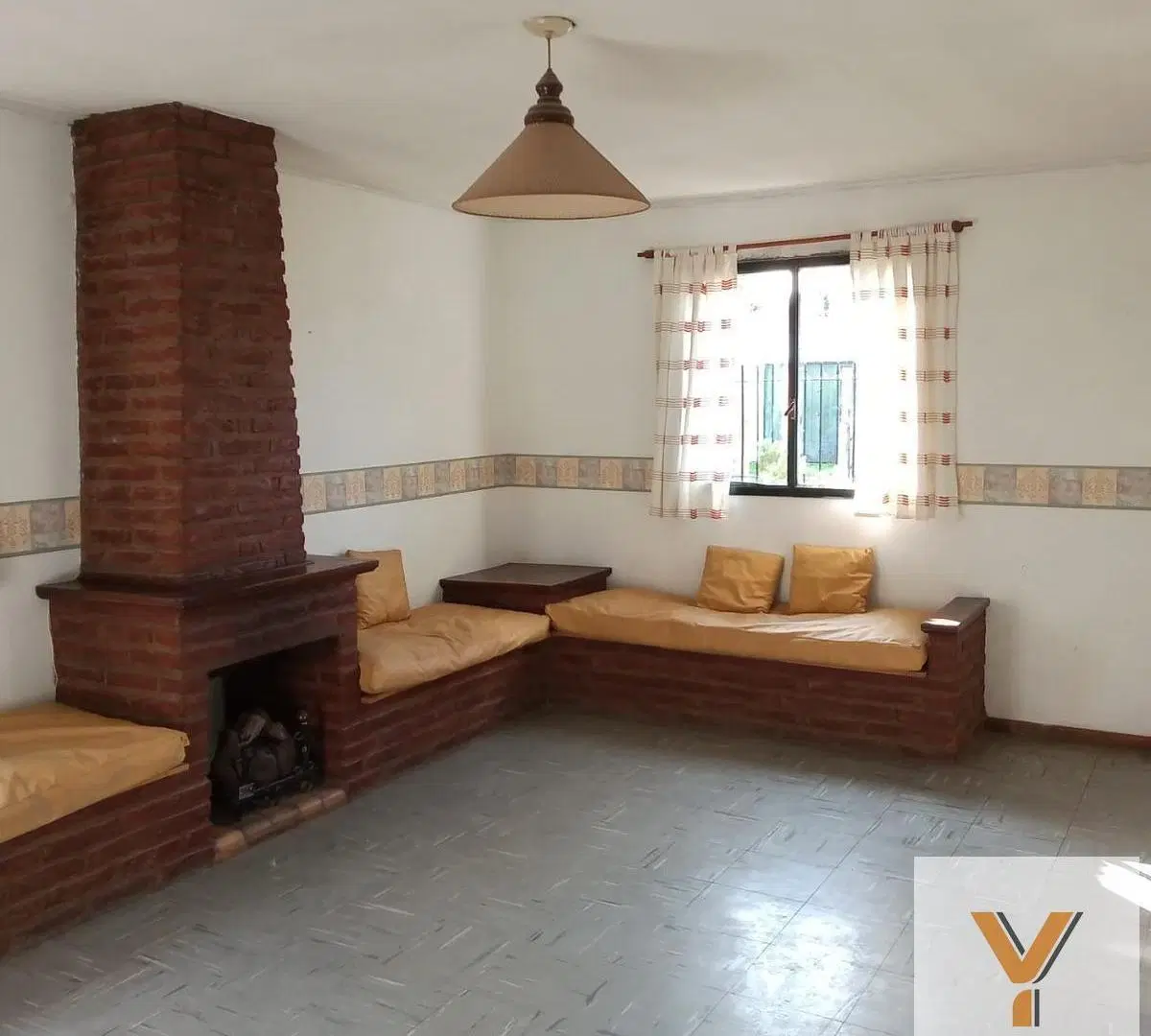 Casa en venta - 3 Dormitorios 2 Baños - Necochea 5