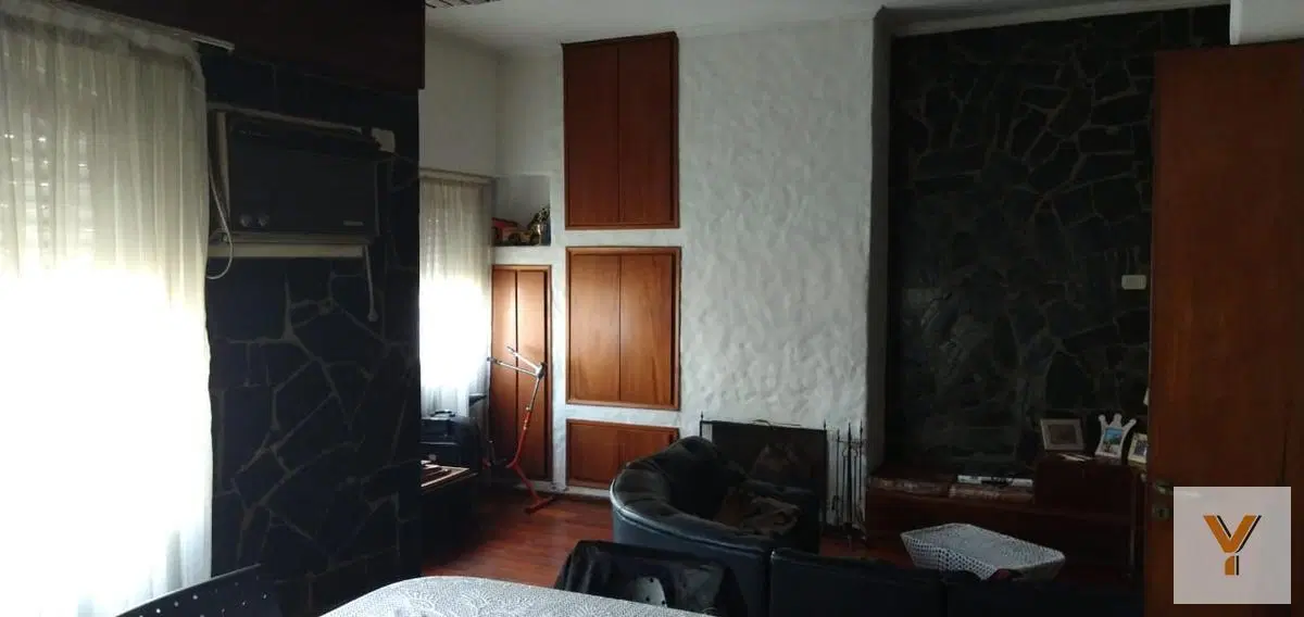 Casa en venta - 3 dormitorios 2 baños - cochera - 200mts2- La Plata 5