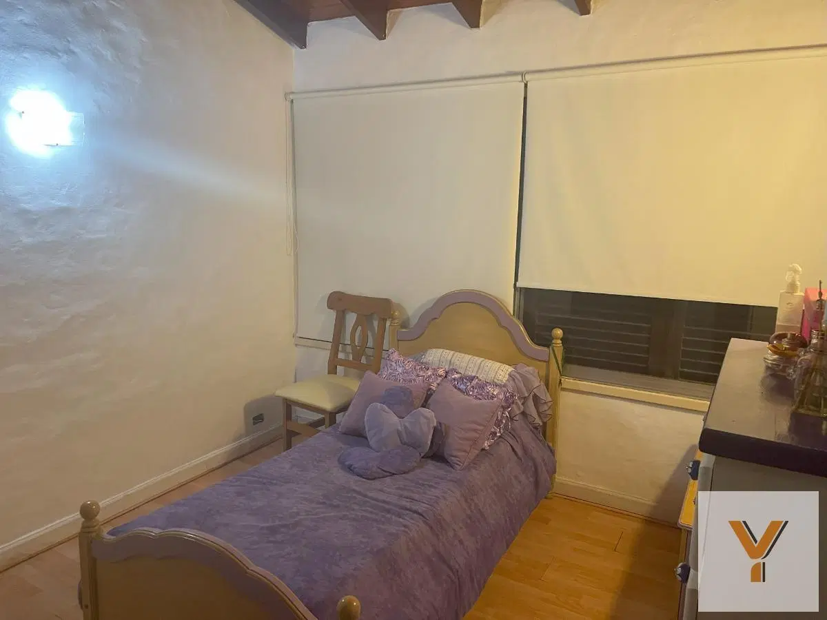 Casa en venta - 4 Dormitorios 3 Baños - Cocheras - 450Mts2 - Las Lajas, General Rodríguez 2