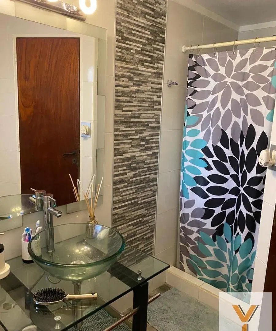 Casa en venta - 4 Dormitorios 3 Baños - Cocheras - 450Mts2 - Las Lajas, General Rodríguez 5