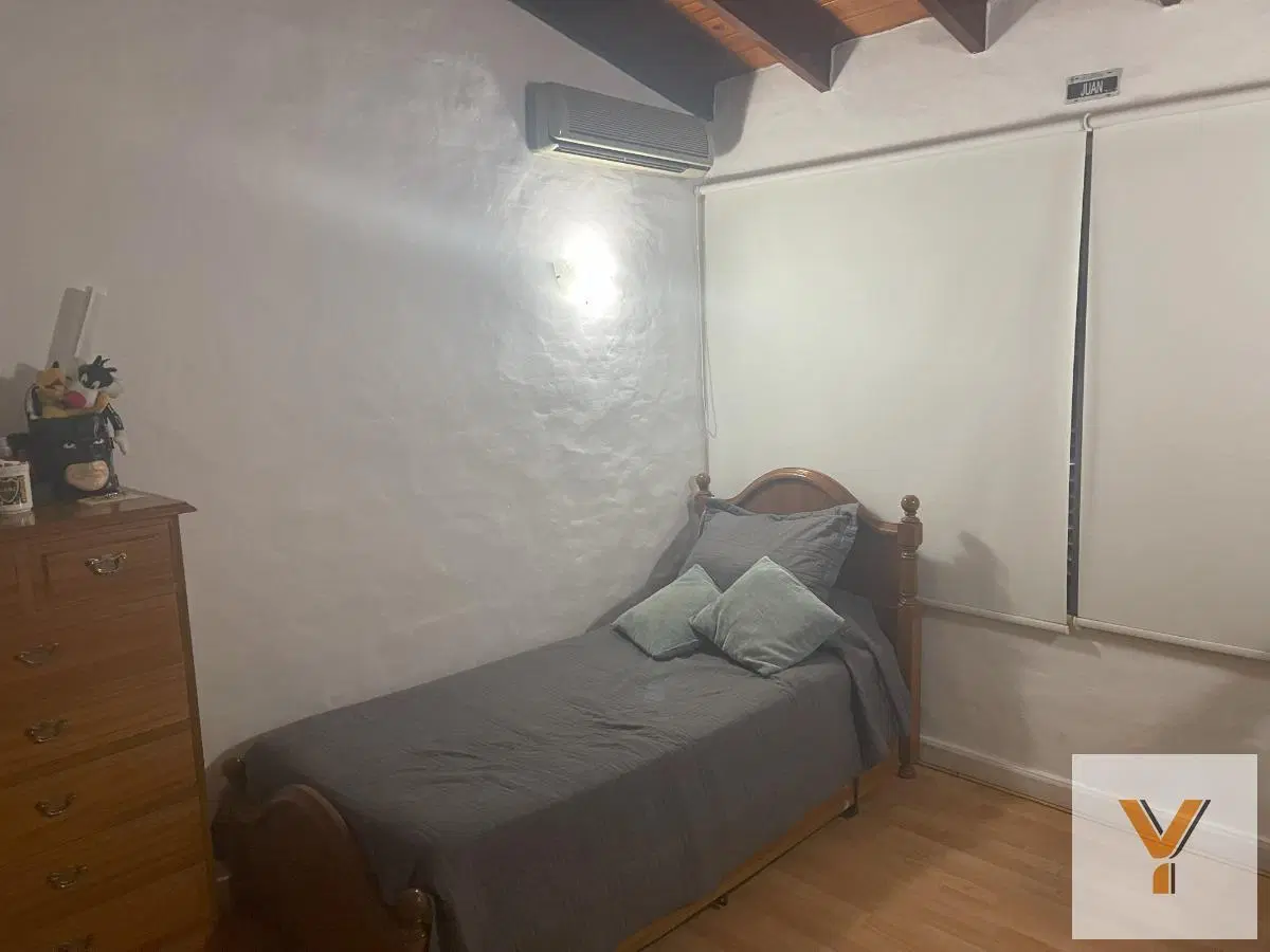 Casa en venta - 4 Dormitorios 3 Baños - Cocheras - 450Mts2 - Las Lajas, General Rodríguez 3