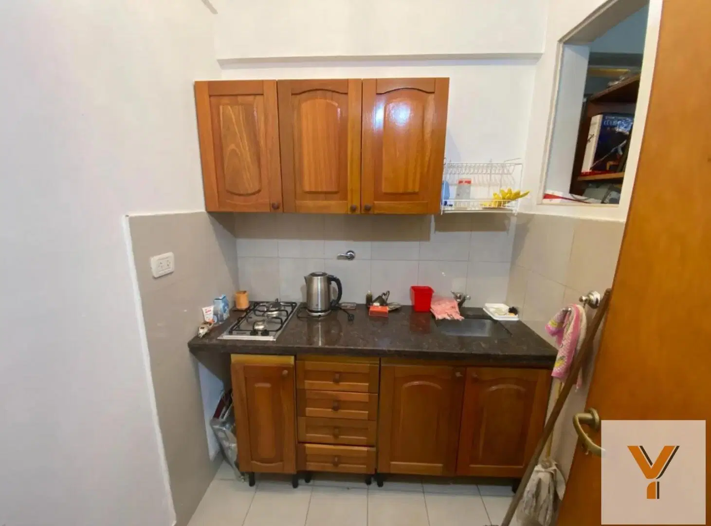 Casa en venta - 3 dormitorios 3 baños - cochera - La Plata 4