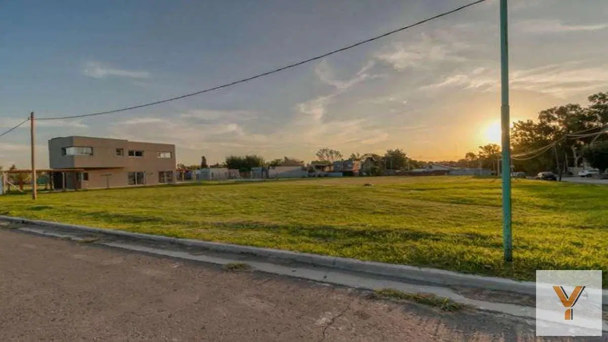 Terrenos en venta - 400mts2 - Altos de Lacroze, Manuel B. Gonnet, La Plata 2