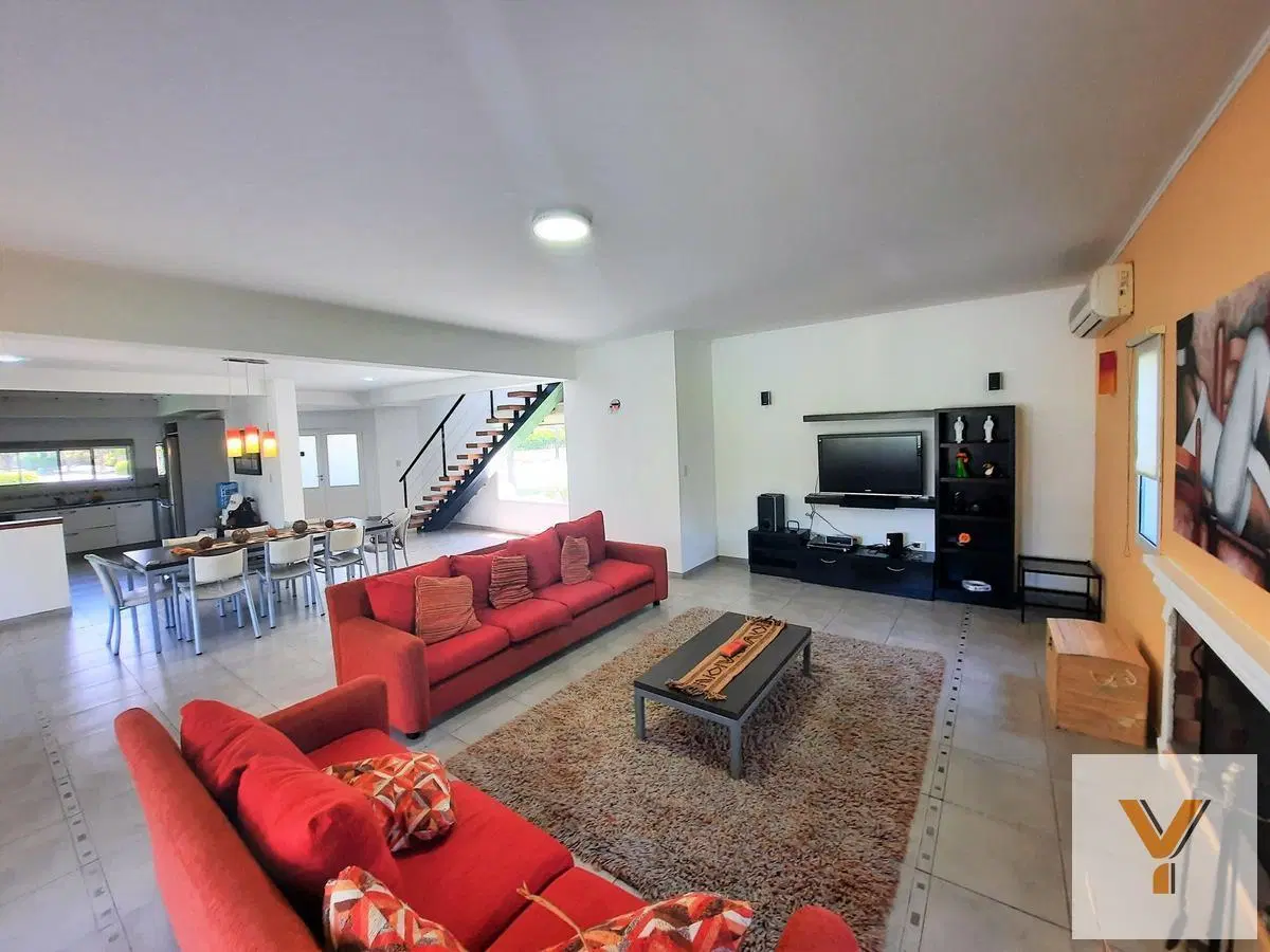 Casa en venta - 3 Dormitorios 4 Baños - Cochera - 1.500Mts2 - Haras del Sur I, La Plata 4