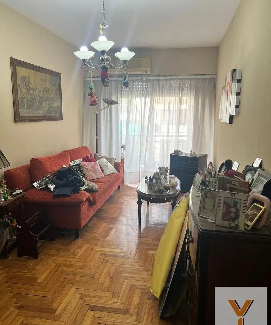 Departamento en venta - 2 Dormitorios 1 Baño - Cochera - 75Mts2 - General San Martín 3