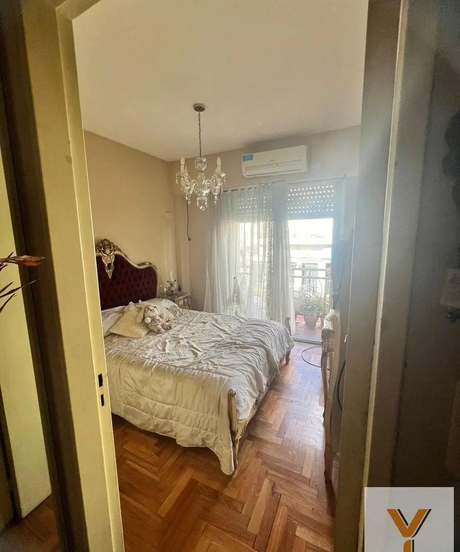 Departamento en venta - 2 Dormitorios 1 Baño - Cochera - 75Mts2 - General San Martín 8
