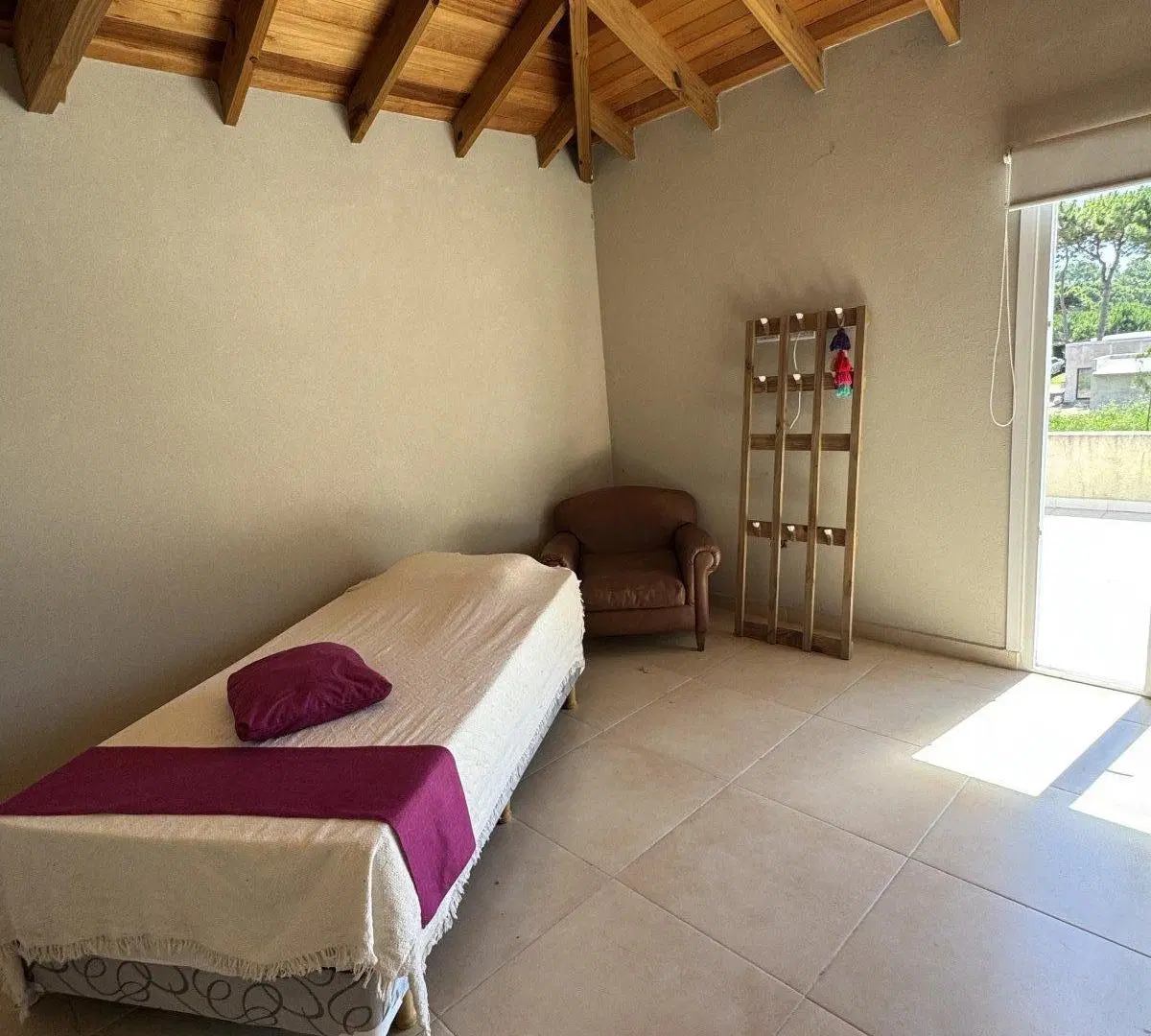 Casa en venta - 4 Dormitorios 4 Baños - 700mts2 - Pinamar 5