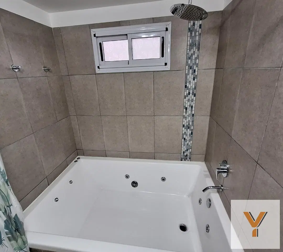 Casa en venta - 3 Dormitorios 3 Baños - Cochera - 800Mts2 - San Vicente 4