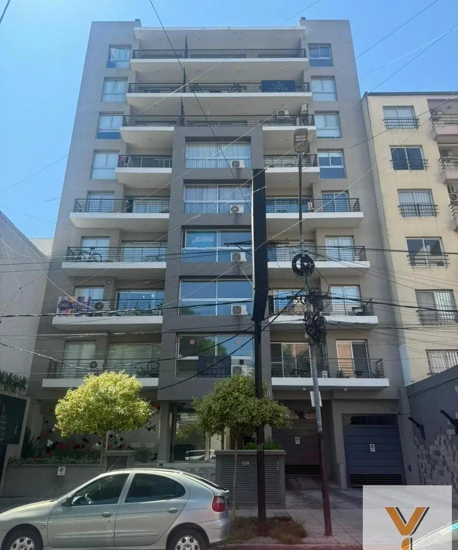 Cochera en venta - 15mts2 - Lanús Oeste 2