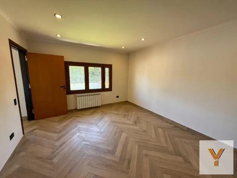 Casa en Alquiler - 5 Dormitorios 3 Baños - 720mts - Mar Del Plata 4