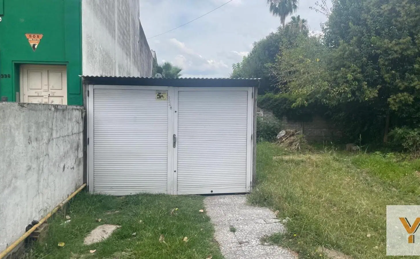 Casa en venta - 2 Dormitorios 1 Baño - Los Hornos 5