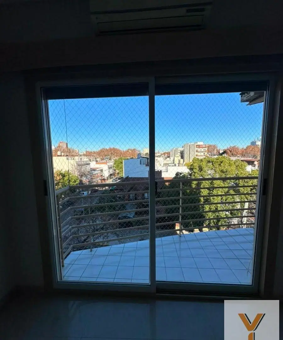 Departamento en Venta - 2 Dormitorios 1 Baño - 64mts - Monte Castro 3