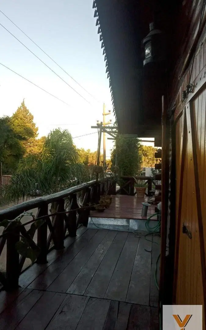 Casa en venta - 3 Dormitorios 3 Baños - Villa Constitución 5