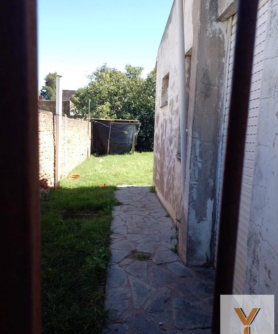 Foto de Casa en venta - 3 Dormitorios 2 Baños - Cochera - 400Mts2 - Necochea, imagen 4