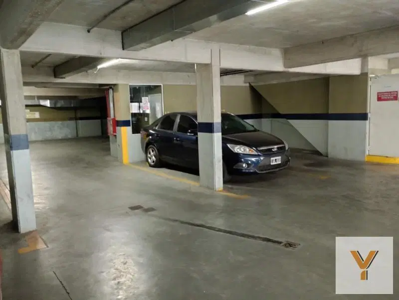 Cochera en venta - 12Mts2 - Balvanera 3