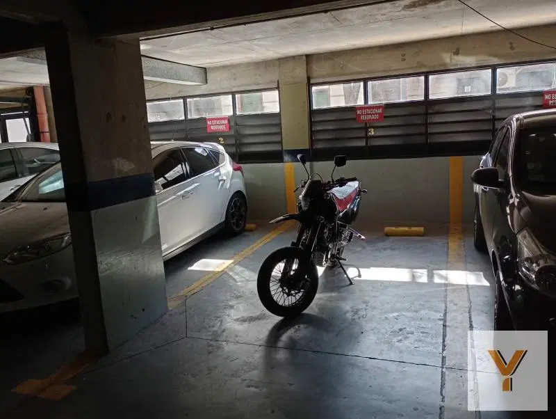 Cochera en venta - 12Mts2 - Balvanera 8