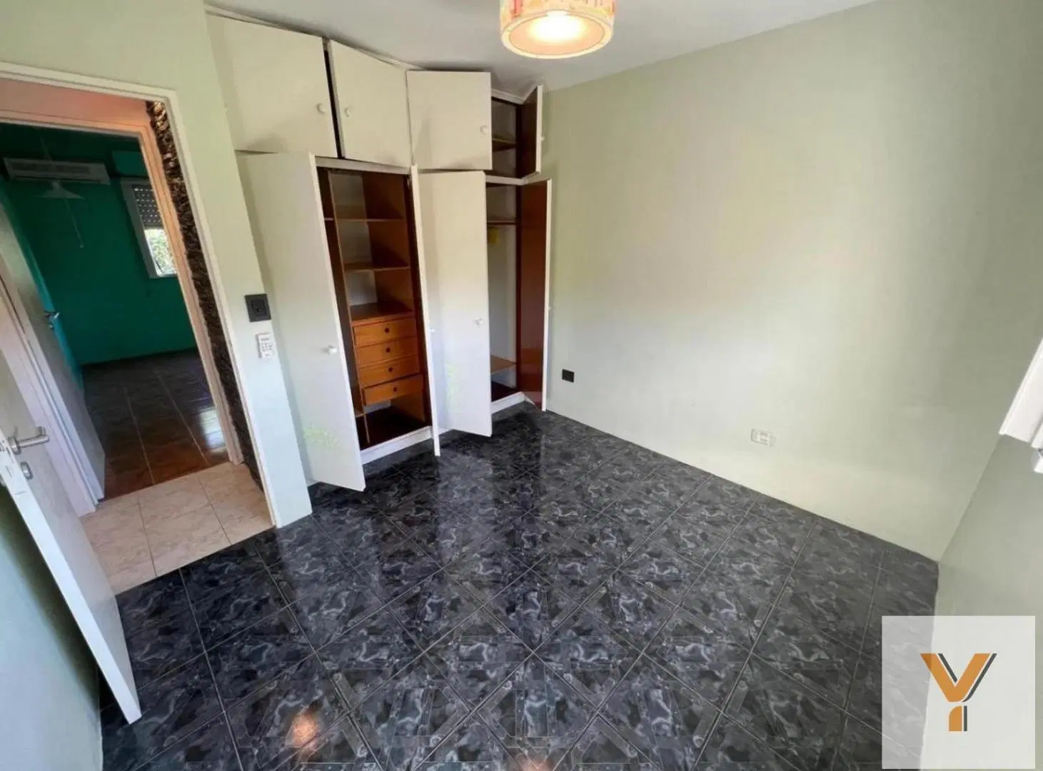 Departamento en venta - 3 Dormitorios 1 Baño - Longchamps 2