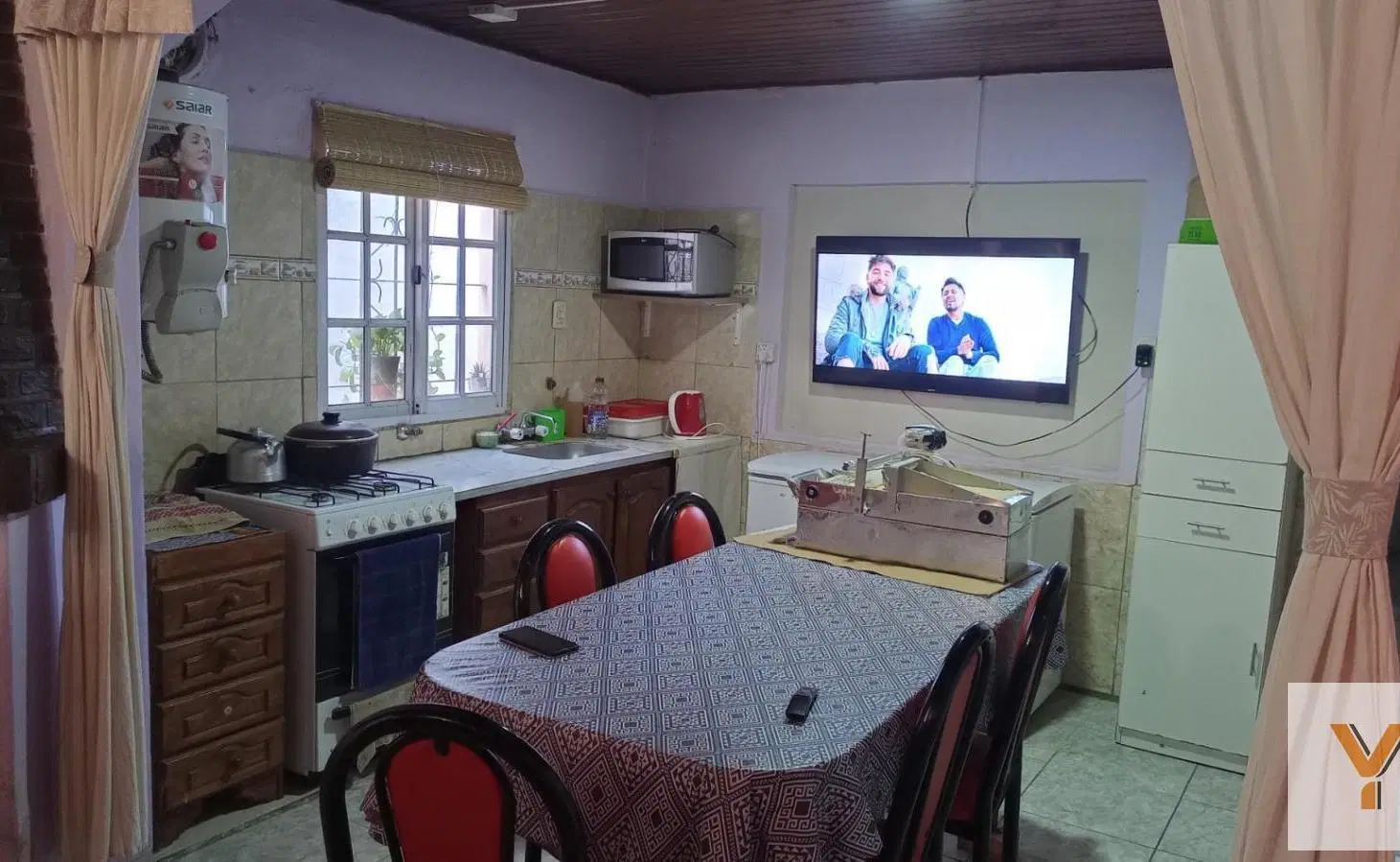 Casa en venta - 3 Dormitorios 2 Baños - 491Mts2 - Carmen de Areco 2