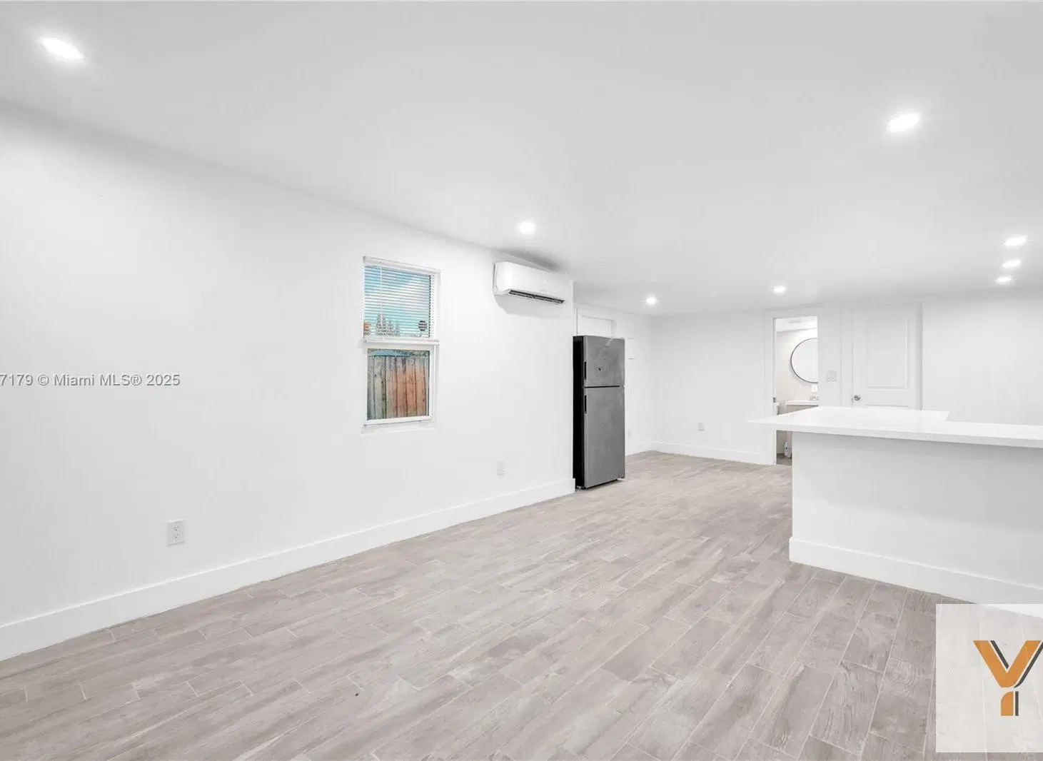 Casa en venta - 3 Dormitorios 2 Baños - Miami 2