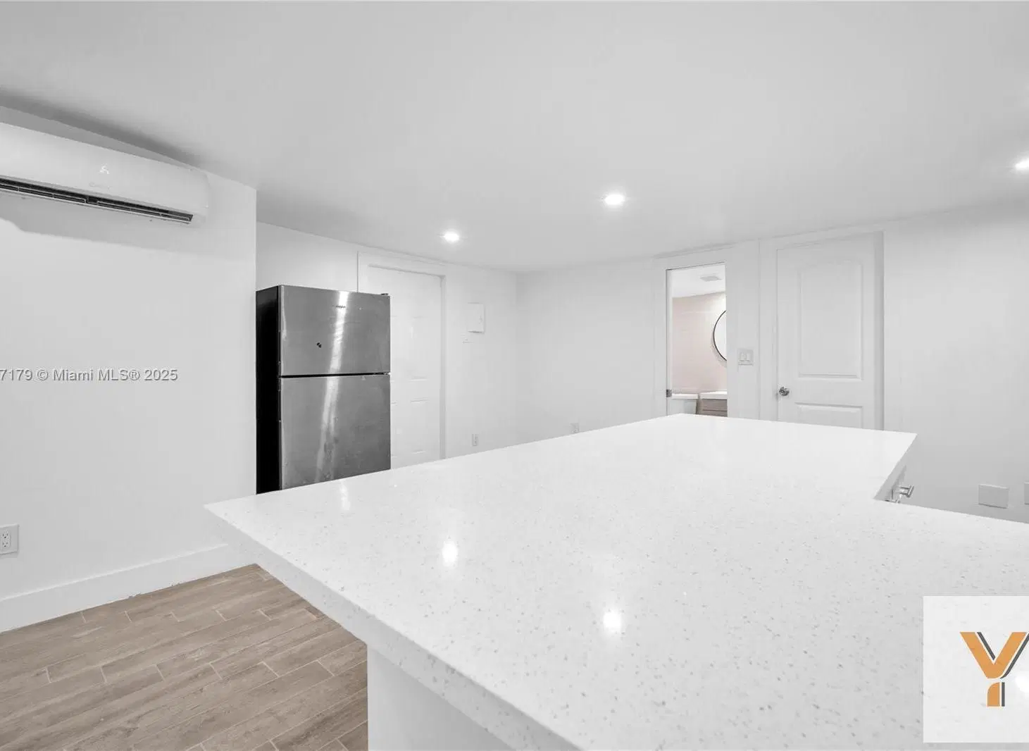 Casa en venta - 3 Dormitorios 2 Baños - Miami 3