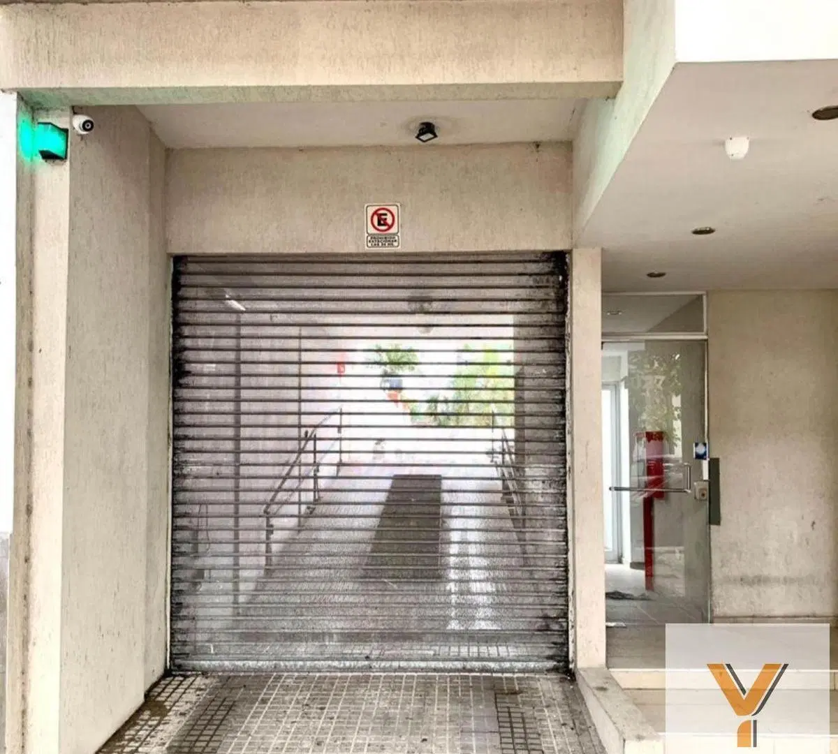 Cochera en venta - 12Mts2 - La Plata 2