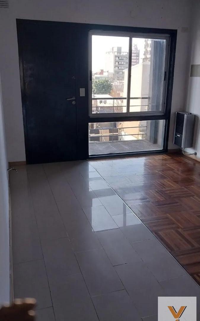 Foto de Departamento en Venta - 1 Dormitorio 1 Baño - 52mts - Berazategui, imagen 3