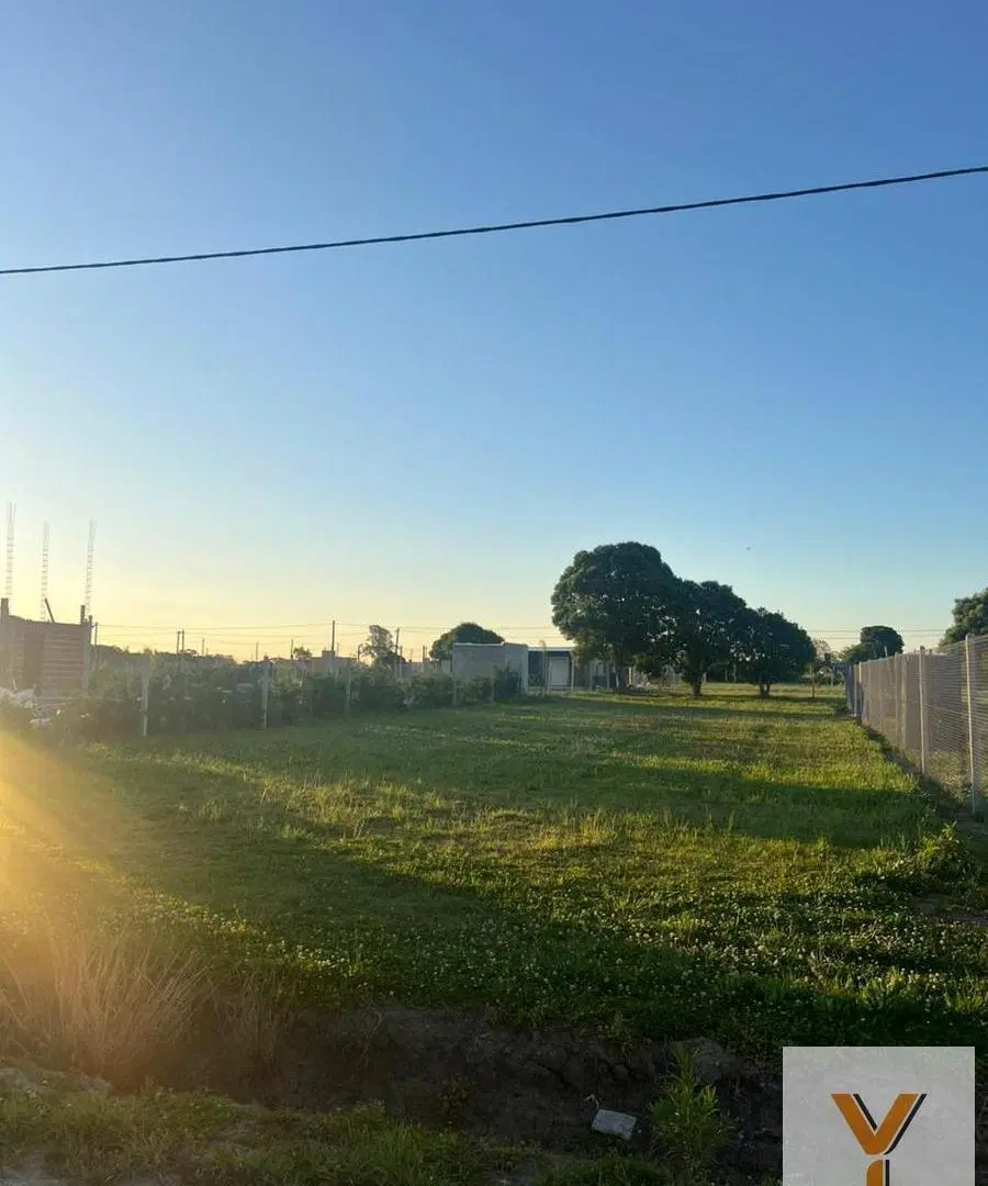 Terreno en venta - 450Mts2 - Arana 3