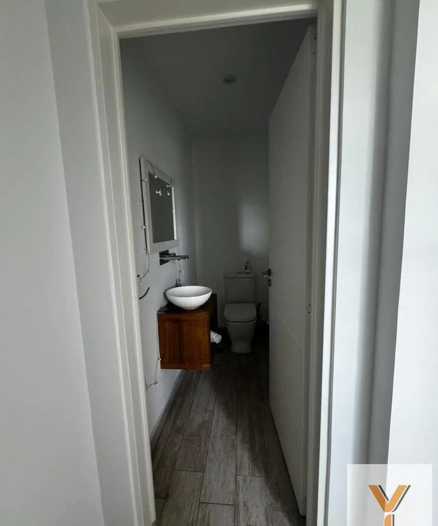 Casa en venta - 4 Dormitorios 3 Baños - San Vicente 3