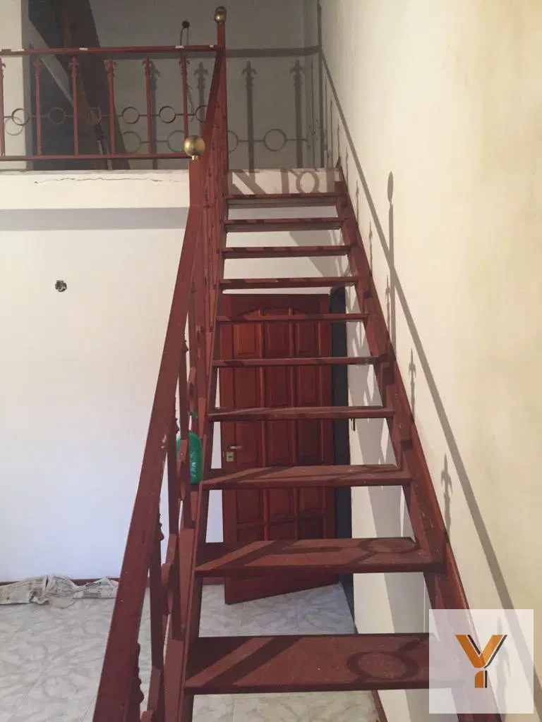 Casa en venta - 5 Dormitorios 3 Baños - Cochera - Local - 400Mts2 - Zárate 4