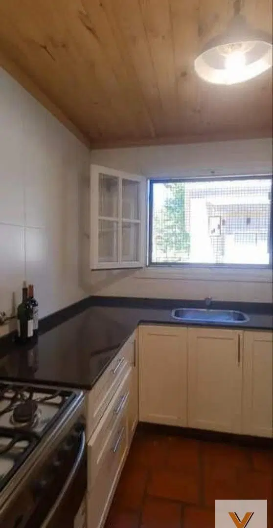 Casa en venta - 2 Dormitorios 2 Baños - 1045mts2 - Carilo 3