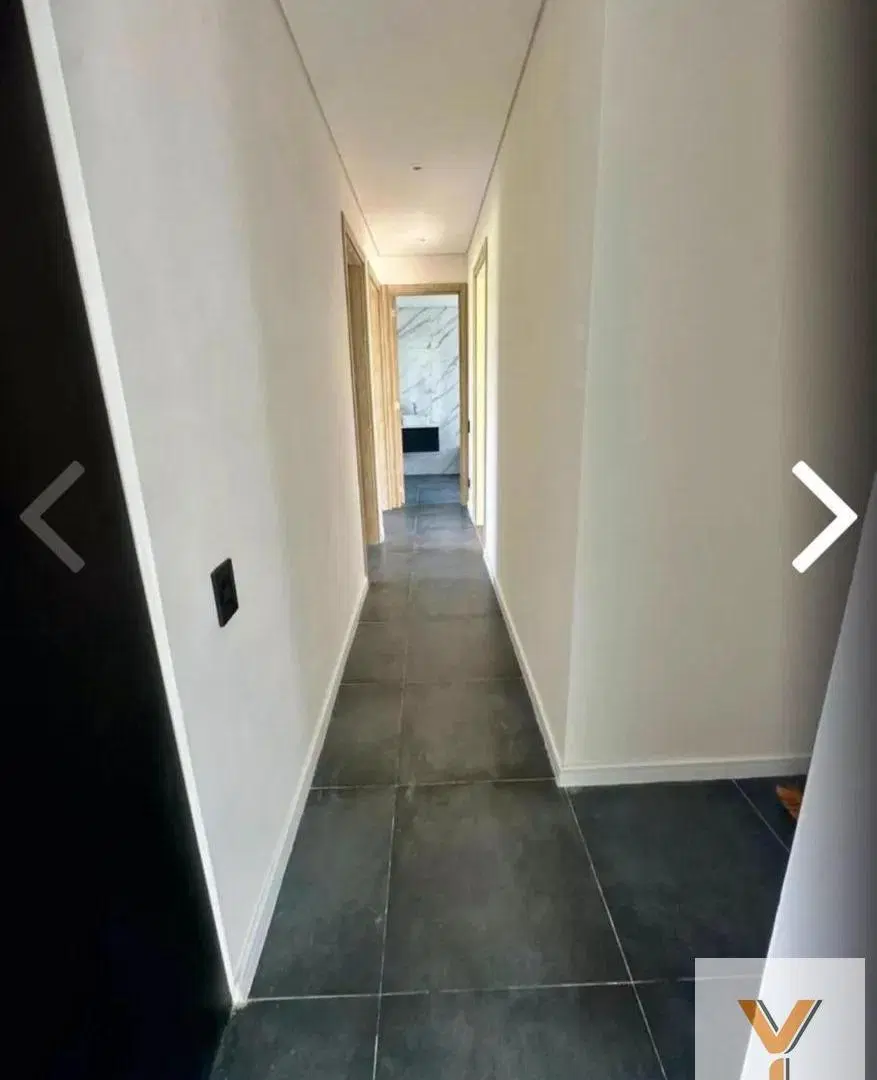 Casa en venta - 4 Dormitorios 3 Baños - Cochera - 190Mts2 - Canning 8
