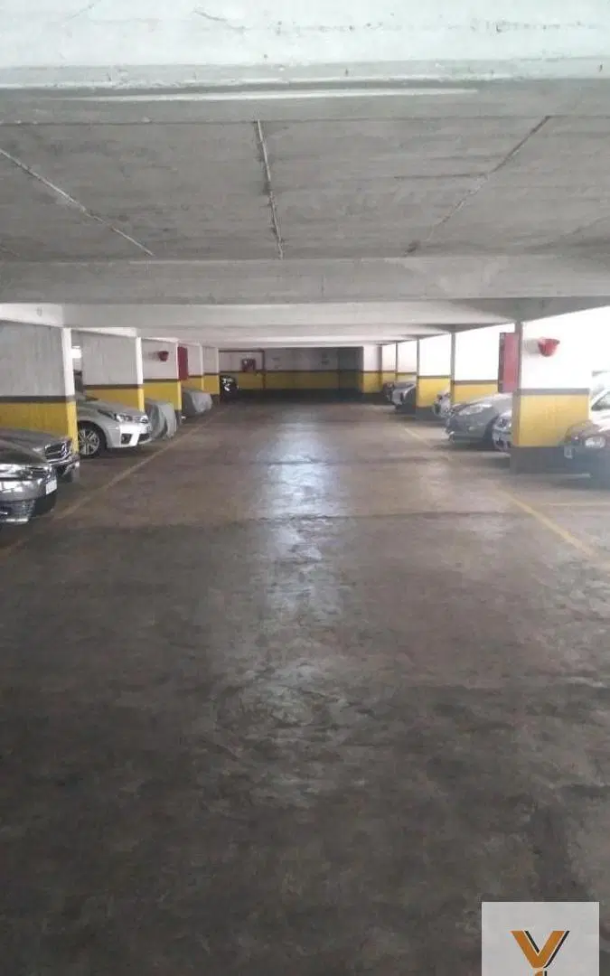 Cochera en venta - 12Mts2 - Retiro 5