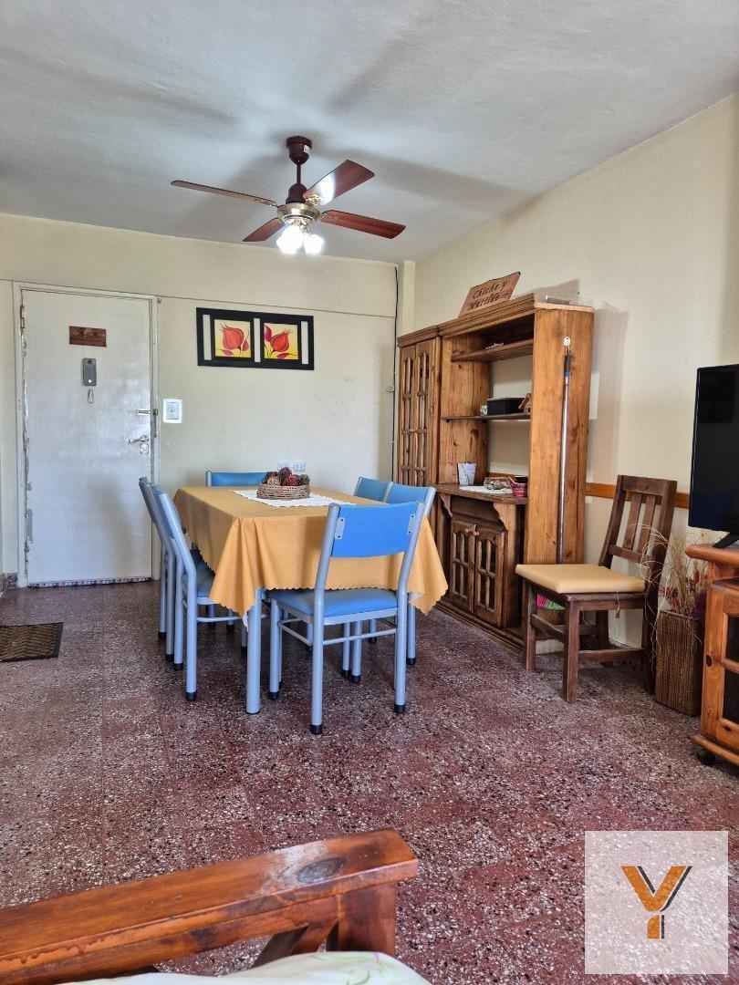 Foto de Departamento en venta - 1 Baño - Mar De Ajo, imagen 2