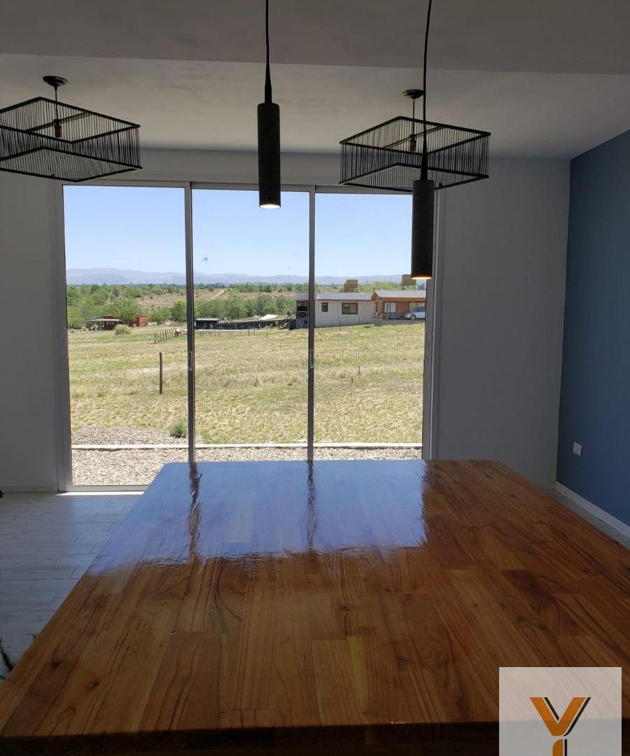 Foto de Casa en venta - 2 Dormitorios 2 Baños - Cochera - 300Mts2 - Los, imagen 4