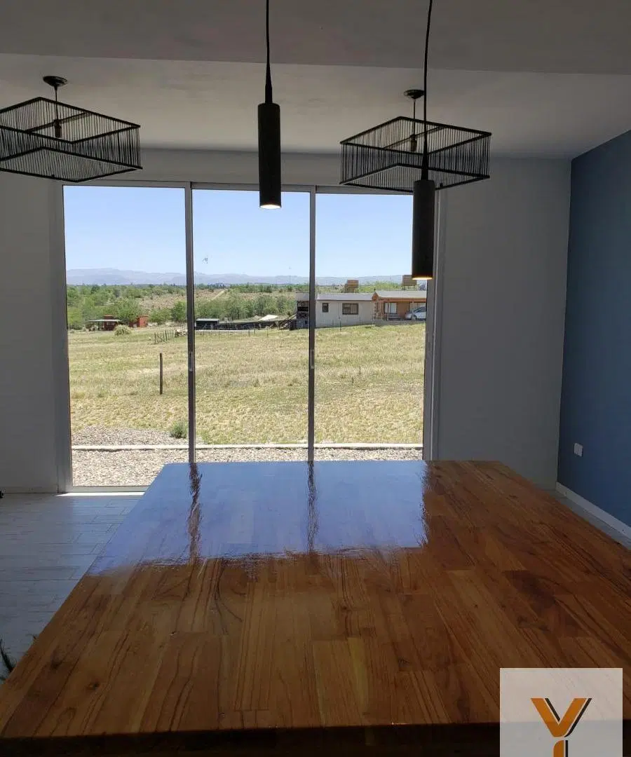 Casa en venta - 2 Dormitorios 2 Baños - Cochera - 300Mts2 - Los Reartes, Córdoba 4