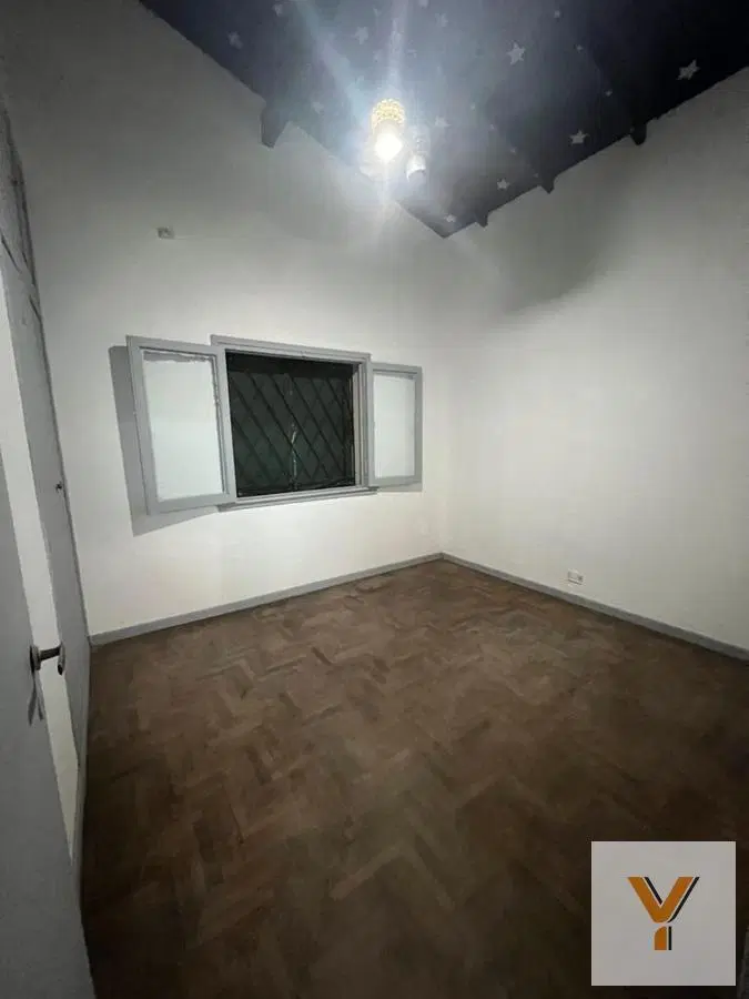 Casa en venta - 2 habitaciones 1 baño - gran patio - 320mts2 - Florencio Varela 2