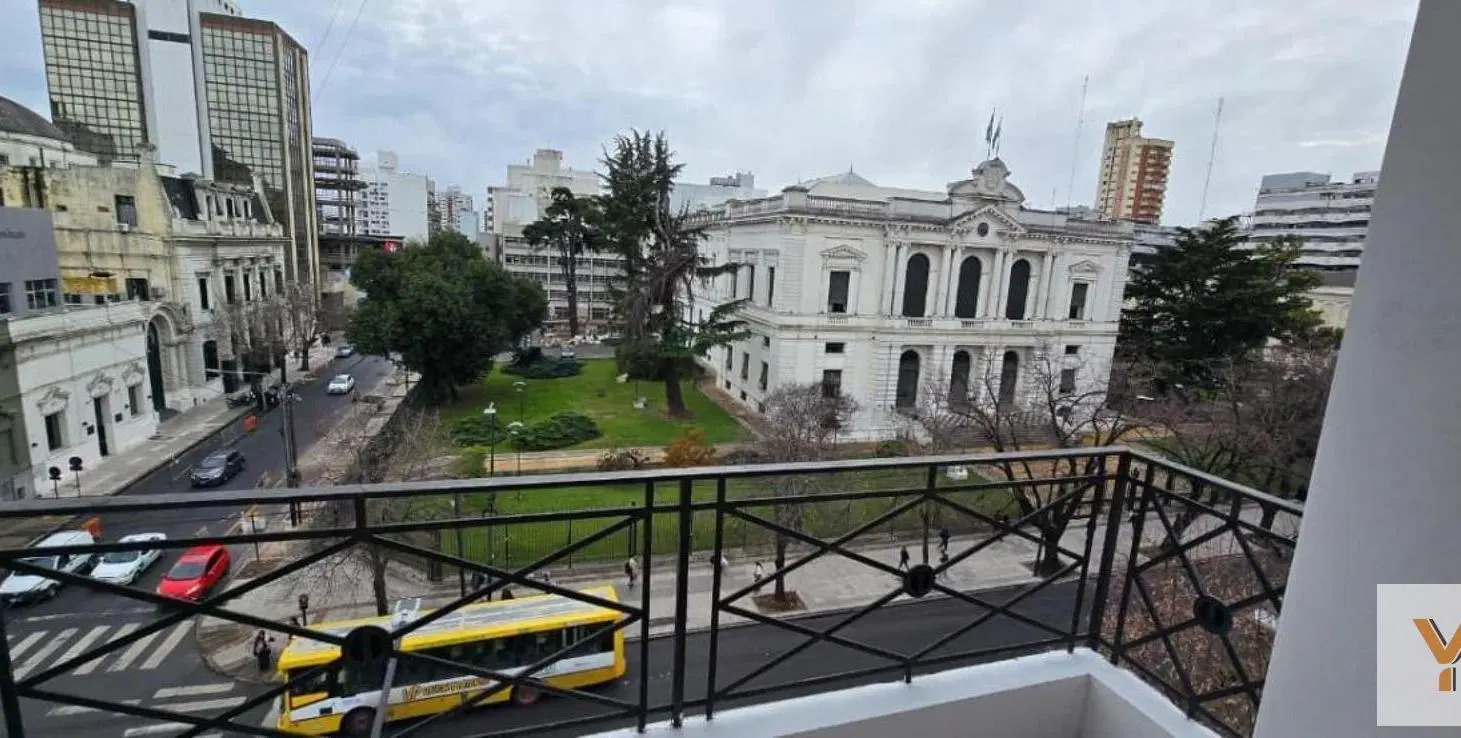 Departamento en Venta - 2 Dormitorios 1 Baño - 65mts - La Plata 3