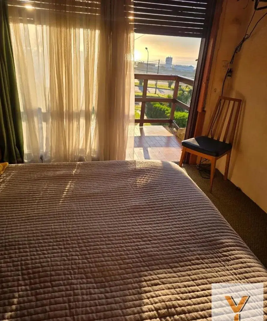 Casa en venta - 3 Dormitorios 2 Baños - Mar del Plata 8
