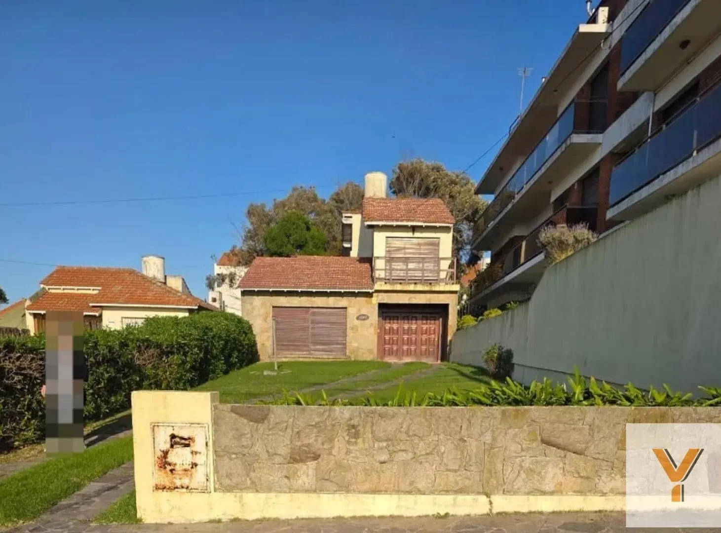 Casa en venta - 3 Dormitorios 2 Baños - Mar del Plata 3