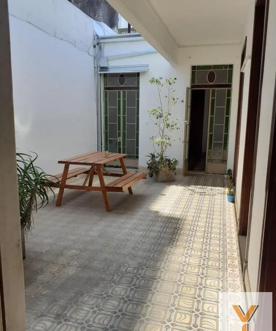PH en venta - 8 Dormitorios 2 Baños - 236Mts2 - La Plata 8
