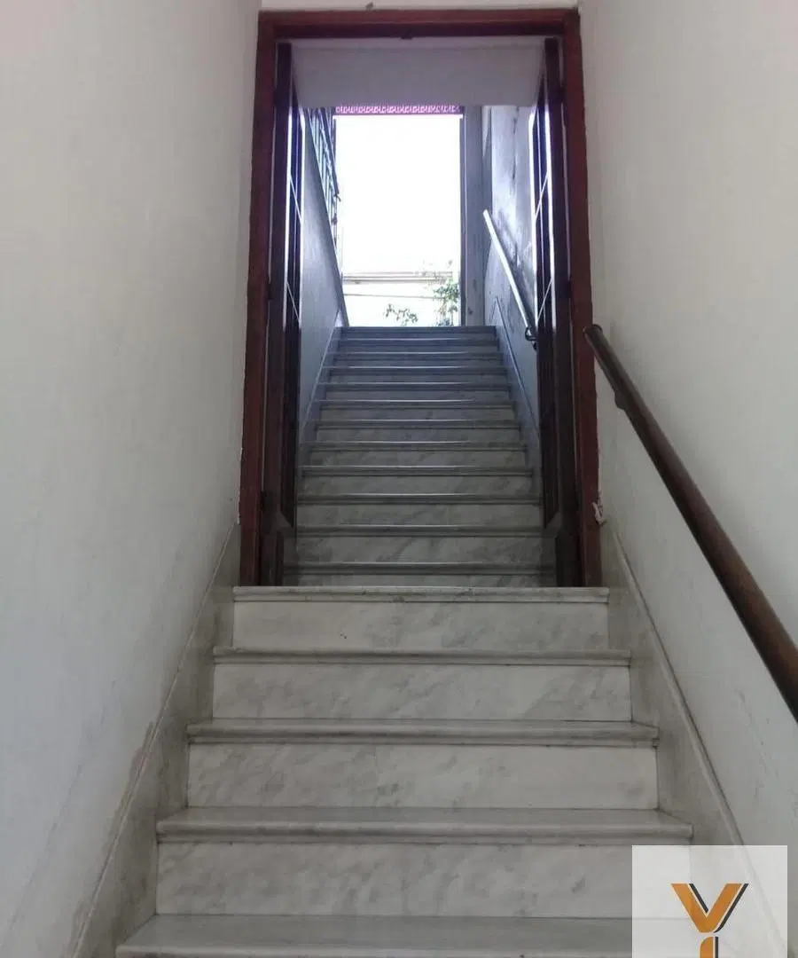 PH en venta - 8 Dormitorios 2 Baños - 236Mts2 - La Plata 2
