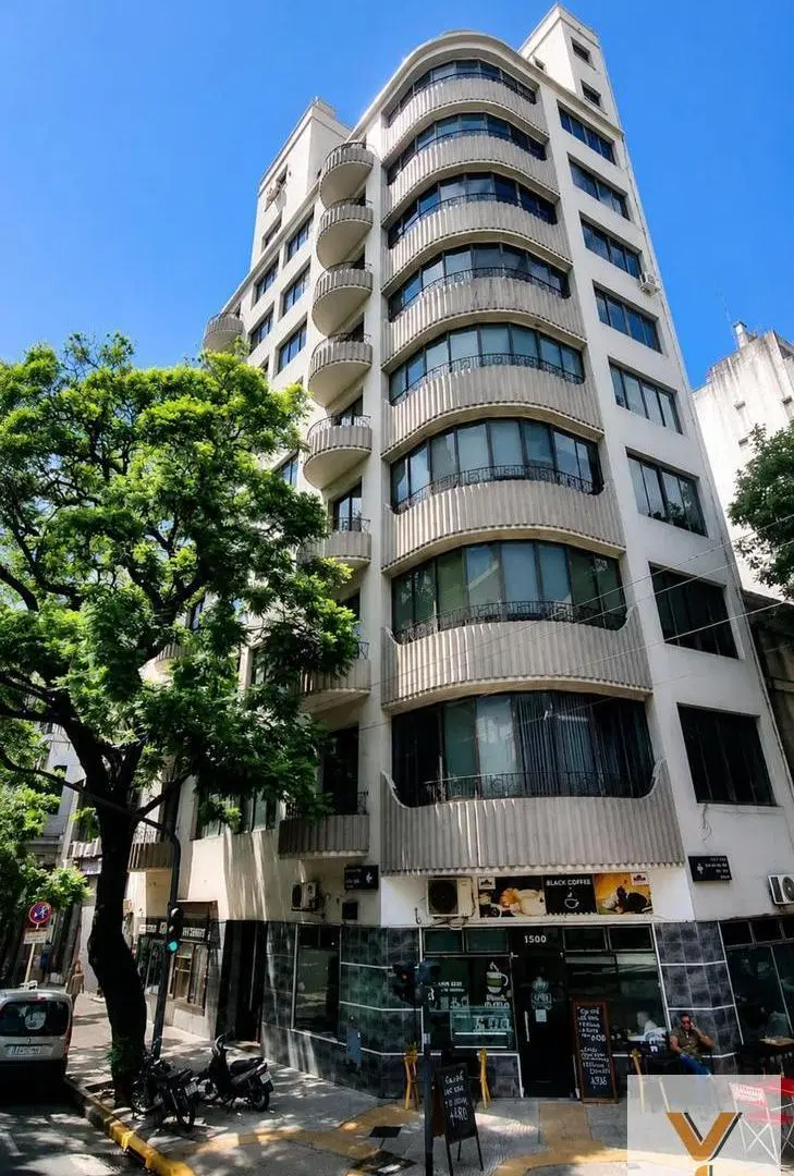 Local en Venta - 2 Baños - 130mts - Balvanera 7
