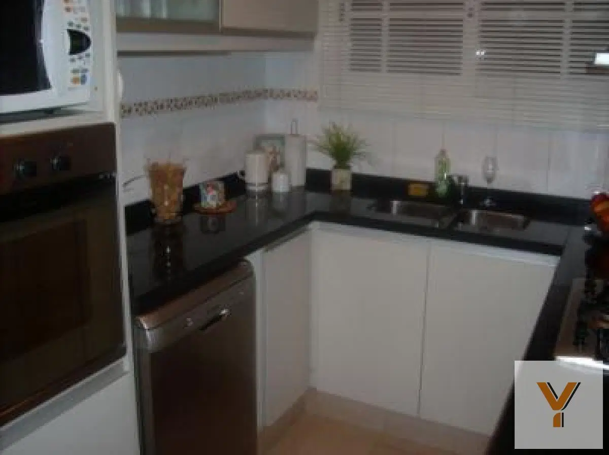 Casa en venta - 5 Dormitorios 4 Baños - Pinamar 3