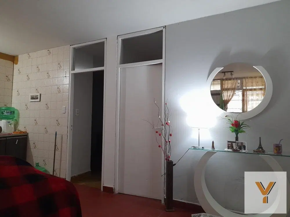 Departamento en venta - 3 Dormitorios 1 Baño - Cochera - 74Mts2 - Lanús 3